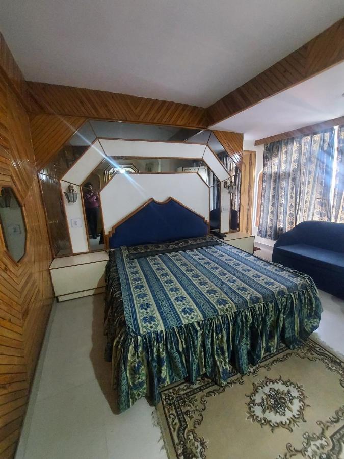 Brightland Hotel Шимла Екстериор снимка