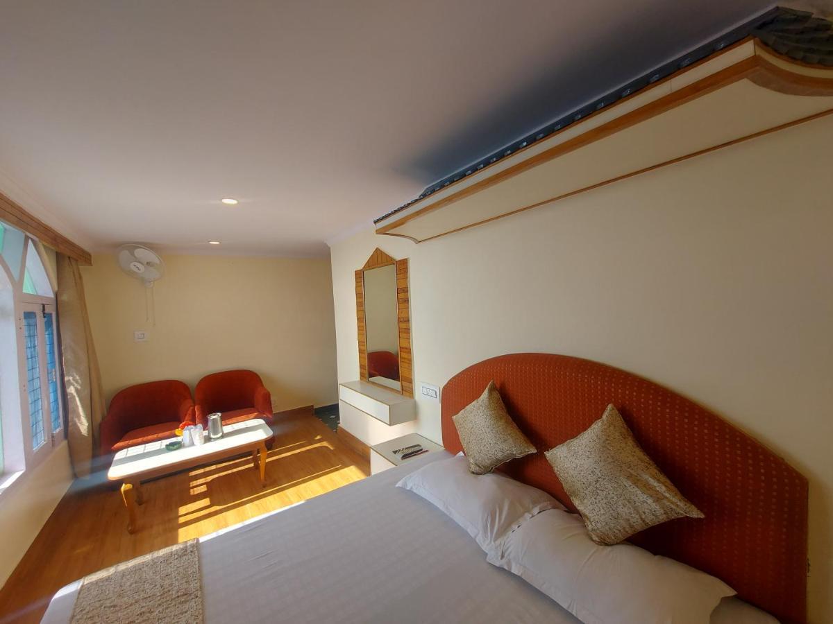Brightland Hotel Шимла Екстериор снимка